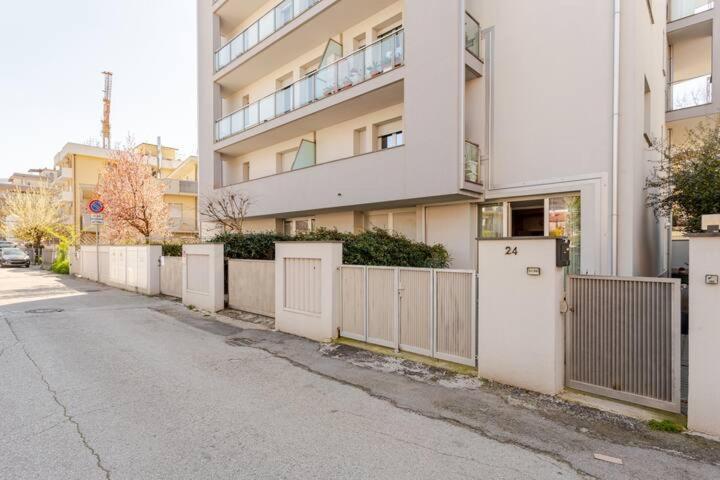 Appartement A Casa Minerva à Rimini Extérieur photo